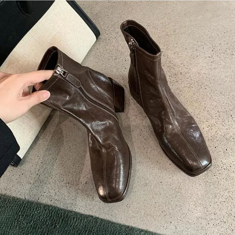 Ethnic Fashion Designers - Neue Damenschuhe Designer-Absatz-Stiefeletten Mode Eckige Spitze